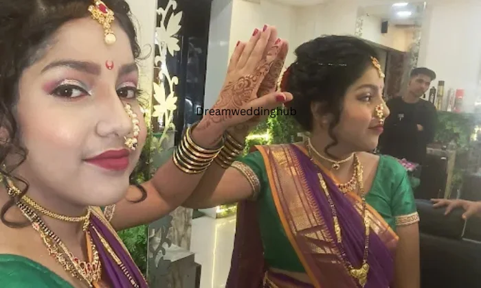 Shear The family Salon